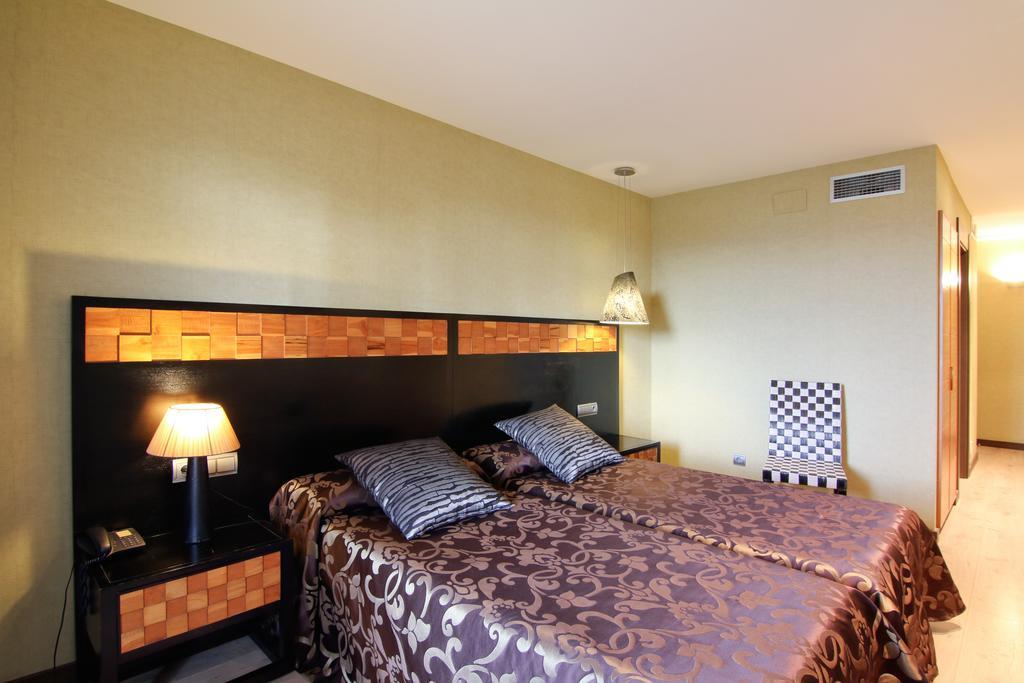 Dolcet L'Hotel Alás Екстериор снимка