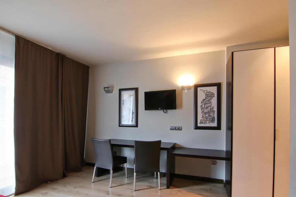 Dolcet L'Hotel Alás Екстериор снимка